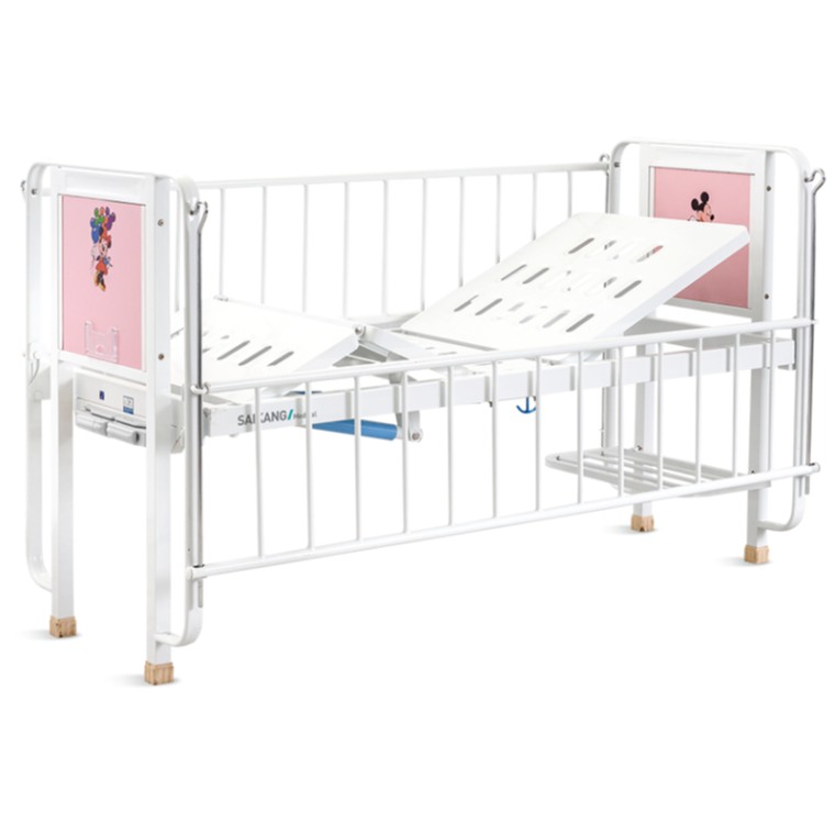 LIT PEDIATRIQUE 02 POSITIONS AVEC BARIERRES DE PROTECTIONS , PORTE CHAUSSURES MARQUE MEDLEUR